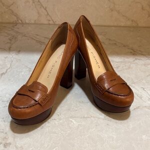 Marc Fisher Women's Tan Heeled Loafers